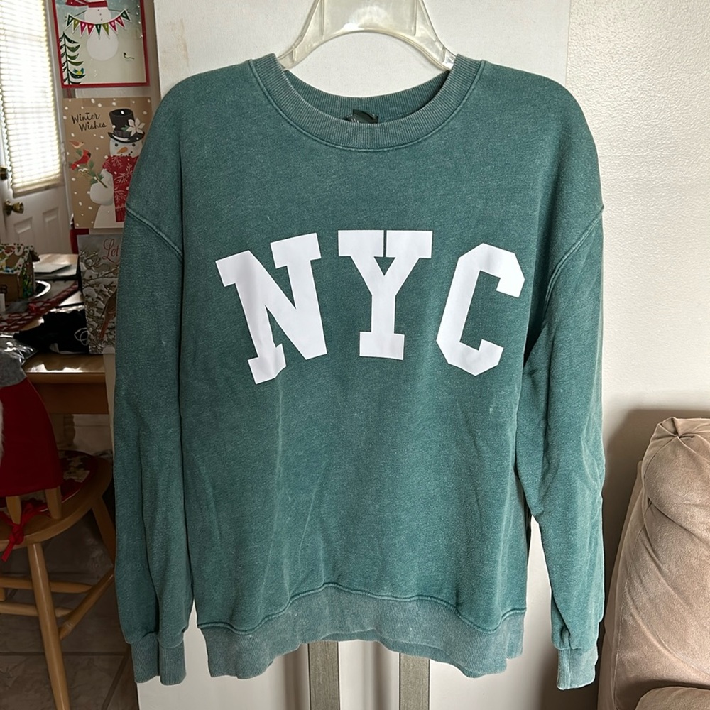 Green NYC Wild Fable Crewneck Sweatshirt